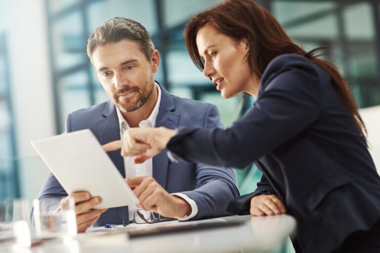 Imagen del articulo: La importancia de un asesor financiero para particulares
